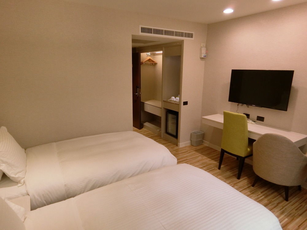 Pingtung Wemeet Hotel מראה חיצוני תמונה